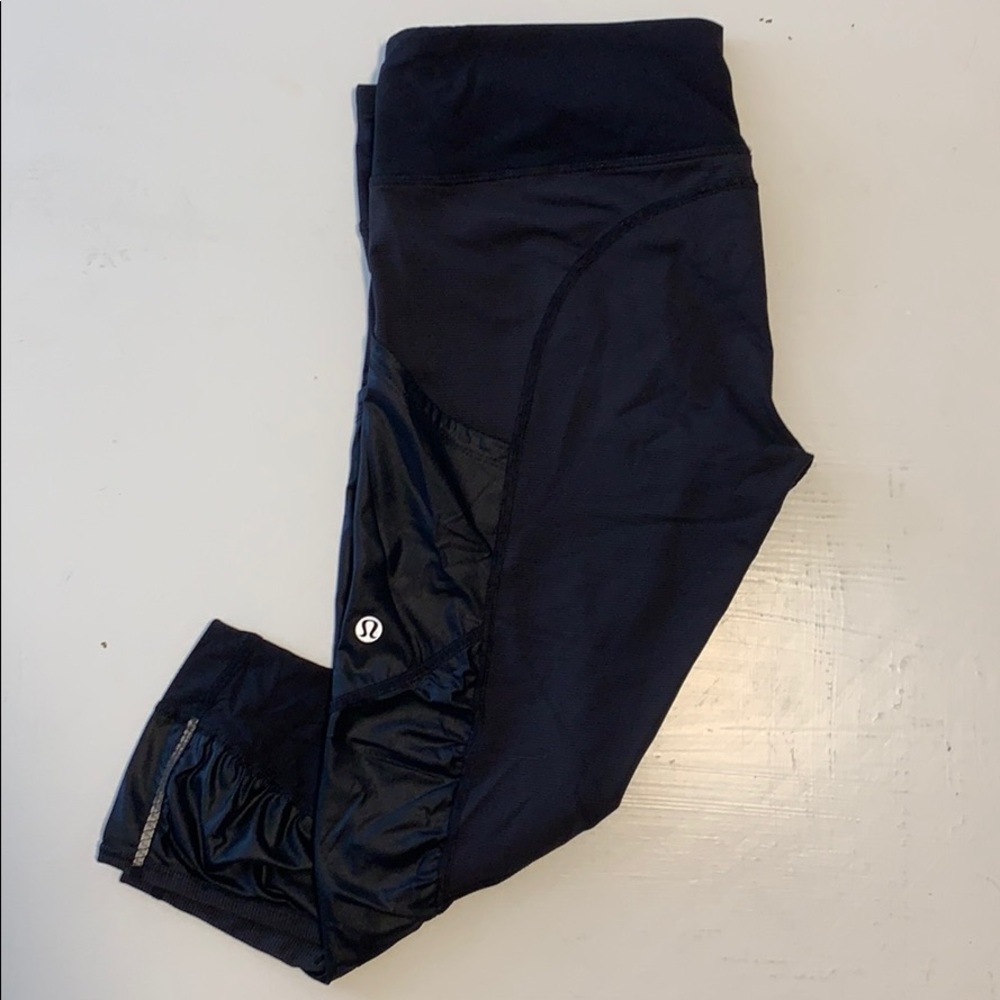 Lululemon “17 Crop pant size 6